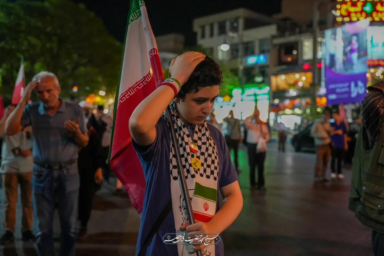 🔷 اینجا هزاران حنجره با یک صدا، از عشق و آرمان خویش سخن گفتند.