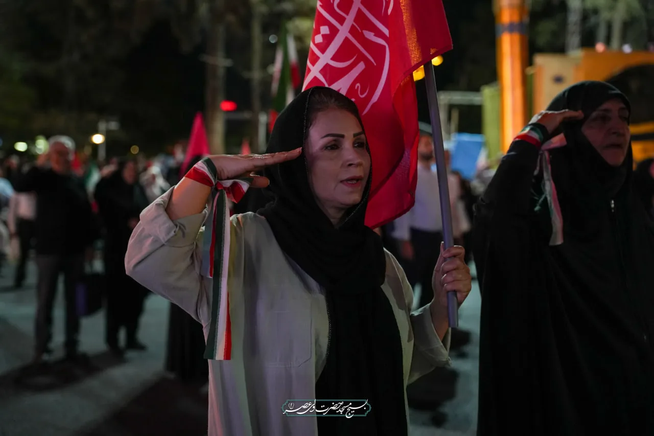 🔺 امروز خیابان‌ها شاهد حضور مردمی بودند که ایستادگی را معنا کردند.