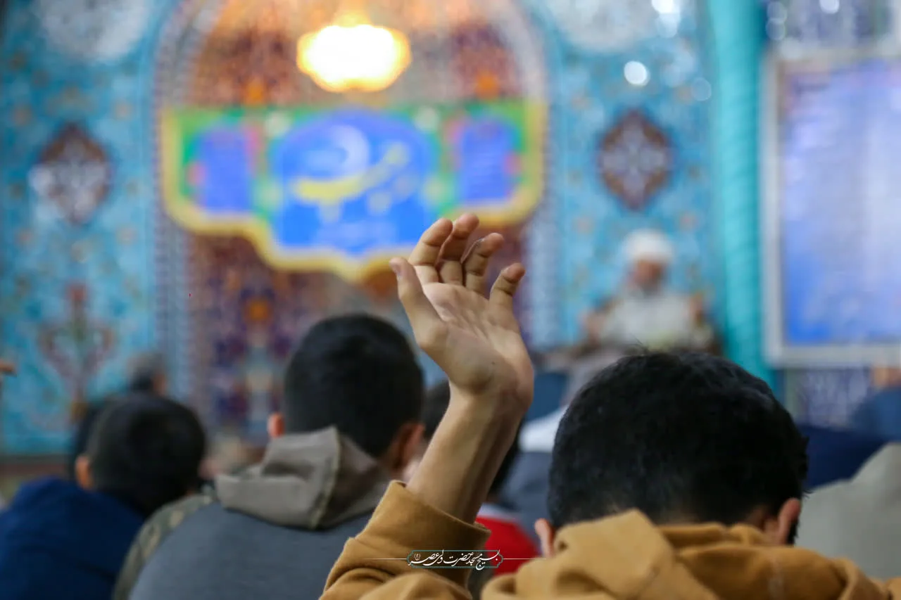 مراسم مناجات و توسل در لیلة الرغائب