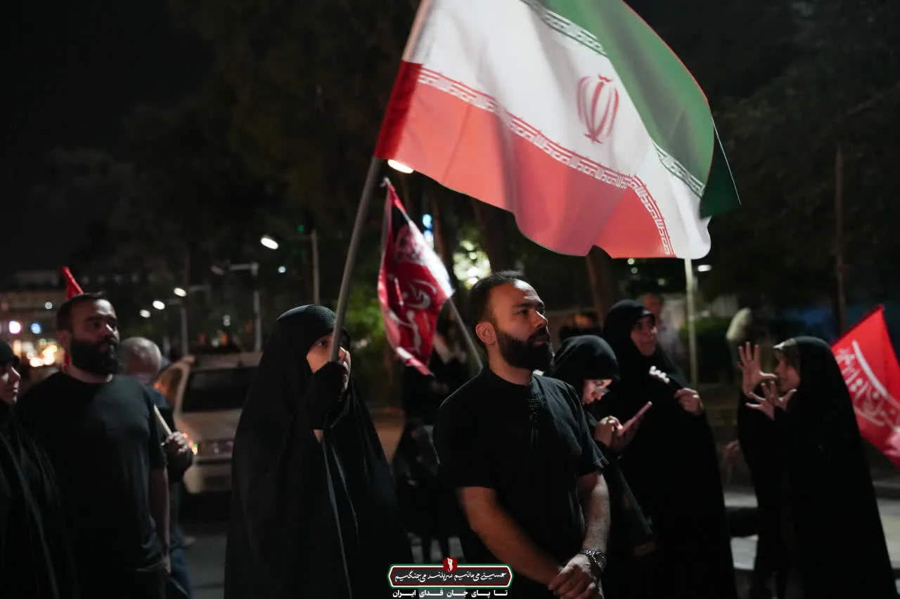 تابوت مطهر حضرت آیت الله سید علی حسینی خامنه ای