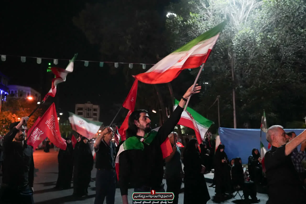تابوت مطهر حضرت آیت الله سید علی حسینی خامنه ای