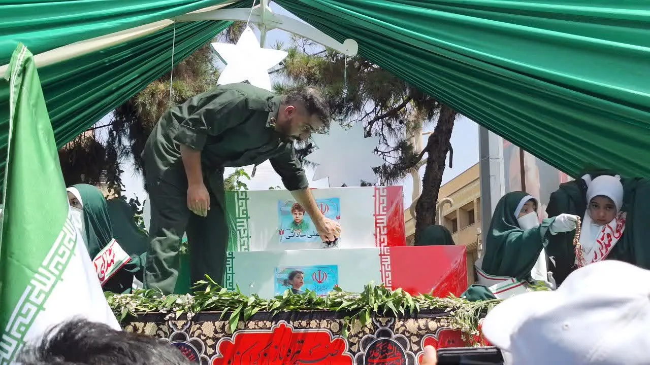 🌺مراسم باشکوه تشیع شهدا
