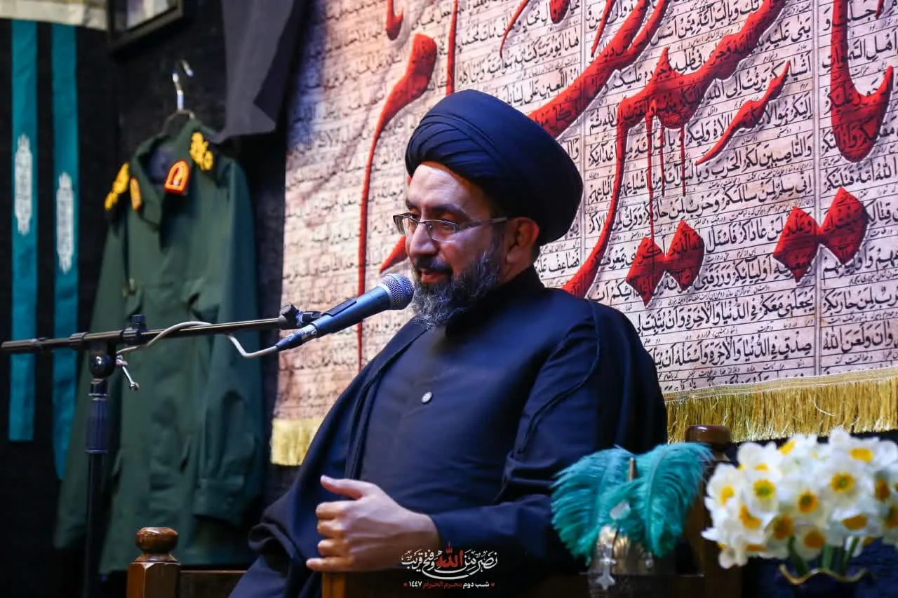 روضه / در هیئتی که دغدغه مبارزه با اسرائیل نباشد،  شمر هم  سینه میزند.