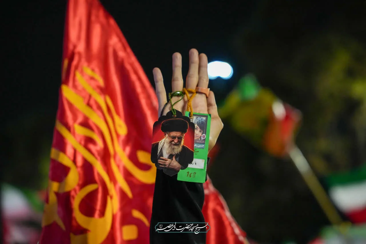 با گام‌هایی استوار آمده ایم