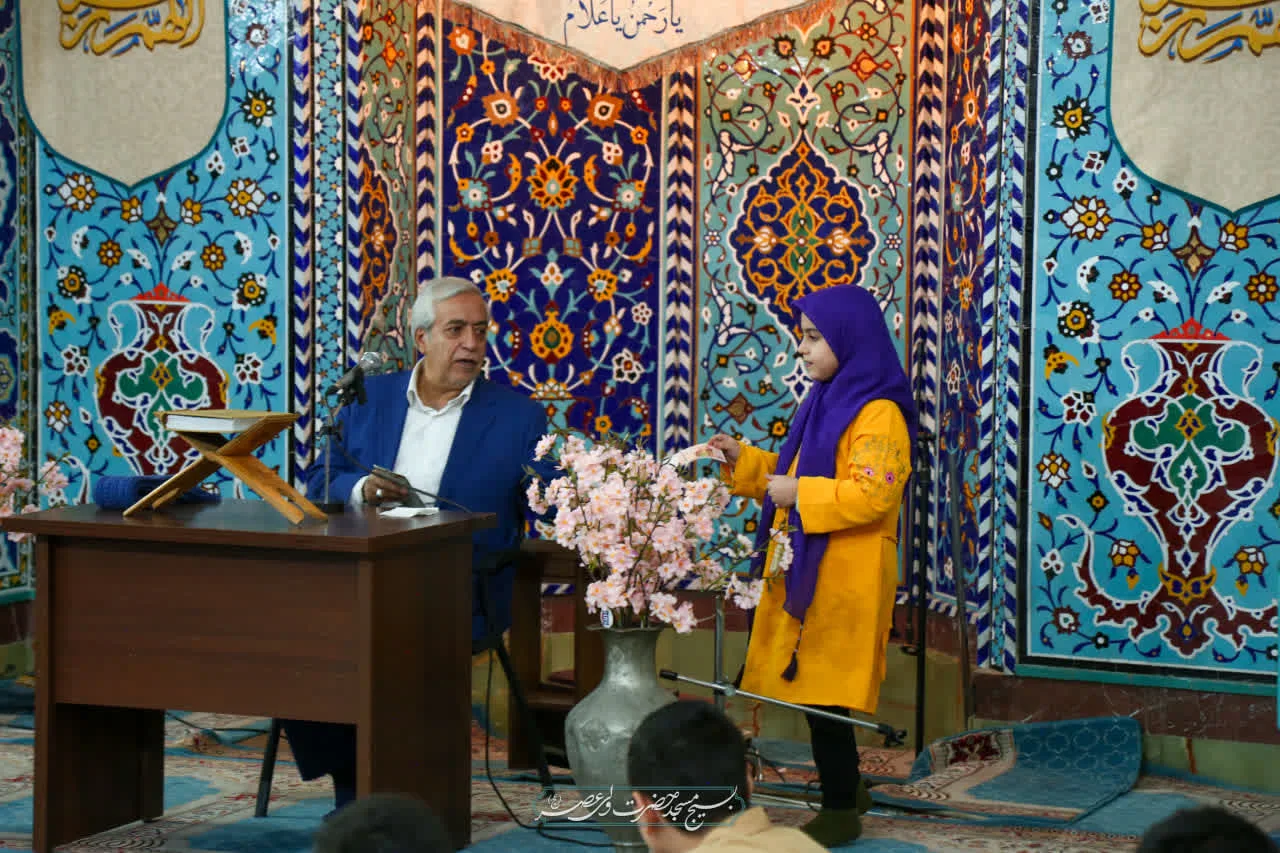 محفل انس با قرآن کریم در ماه نزول  قرآن